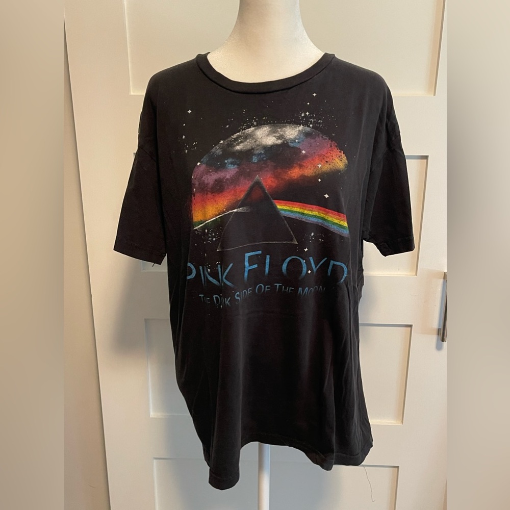 Pink Floyd Graphic Tee Size Large